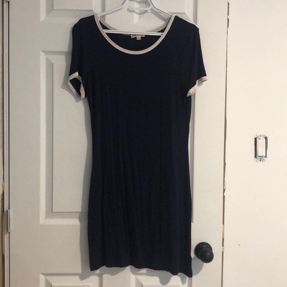 t-shirt dress